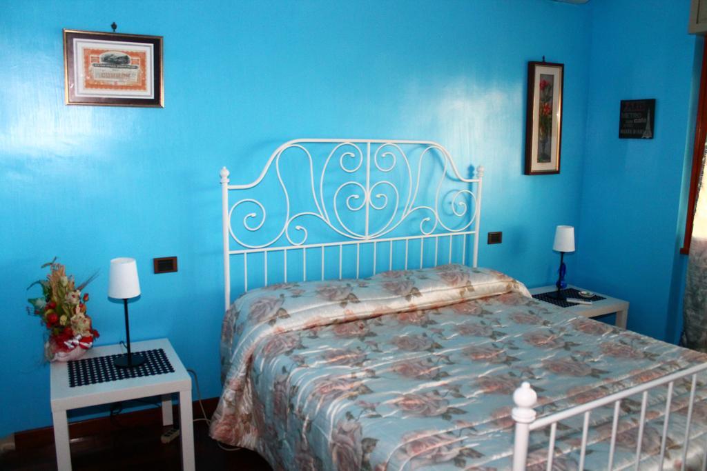 Bed and Breakfast La Casa Della Musica à Ciampino Chambre photo