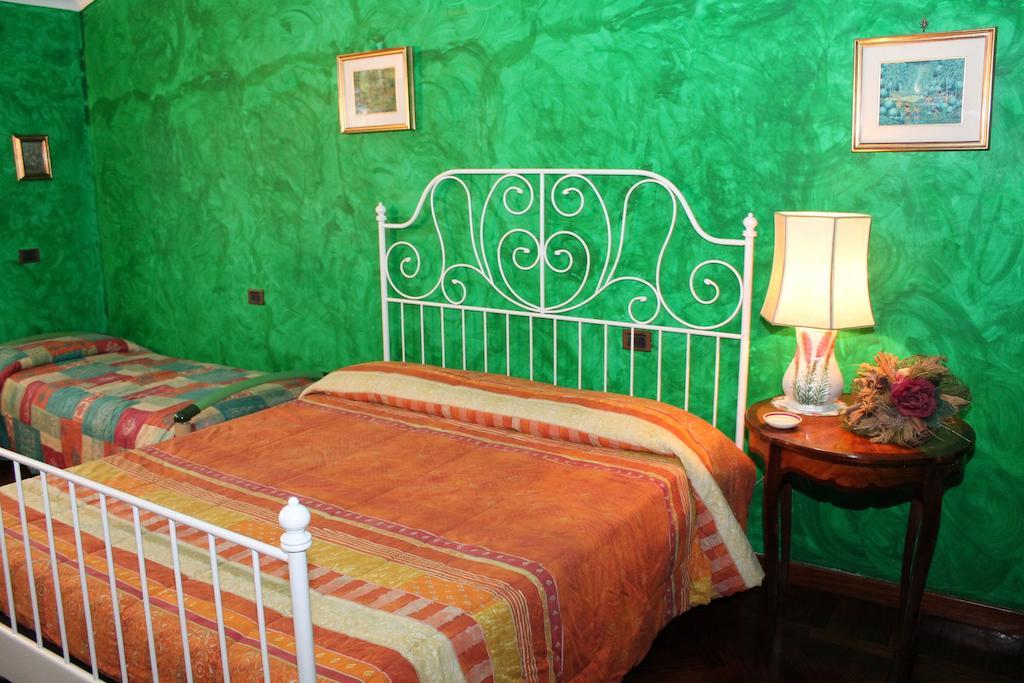 Bed and Breakfast La Casa Della Musica à Ciampino Chambre photo