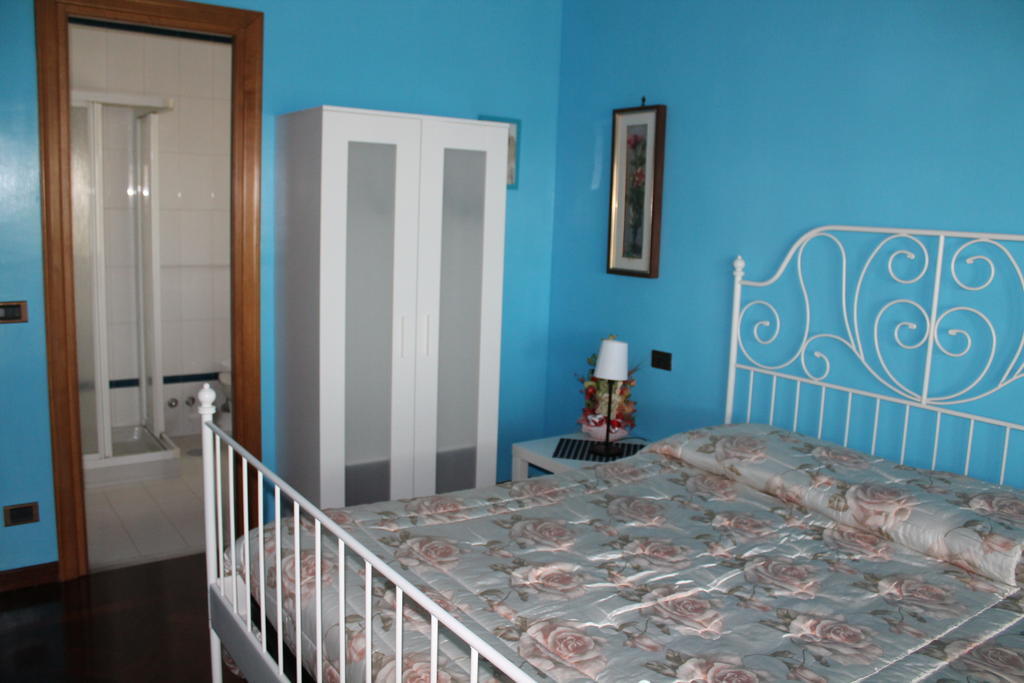 Bed and Breakfast La Casa Della Musica à Ciampino Chambre photo